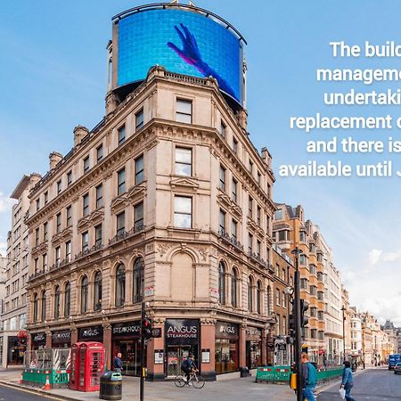 Welcome London Piccadilly Circus Bagian luar foto