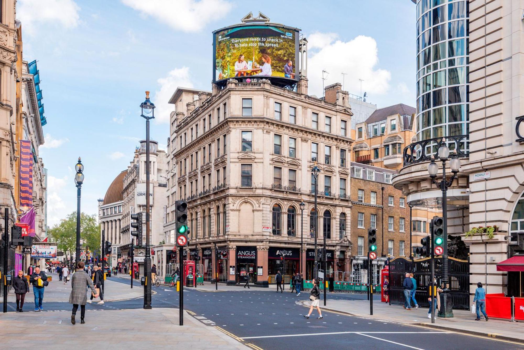 Welcome London Piccadilly Circus Bagian luar foto